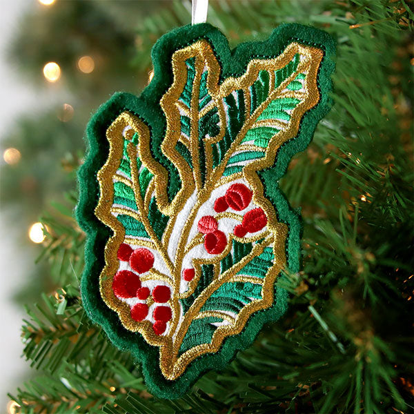 Festive Woodland Ornaments - Holly