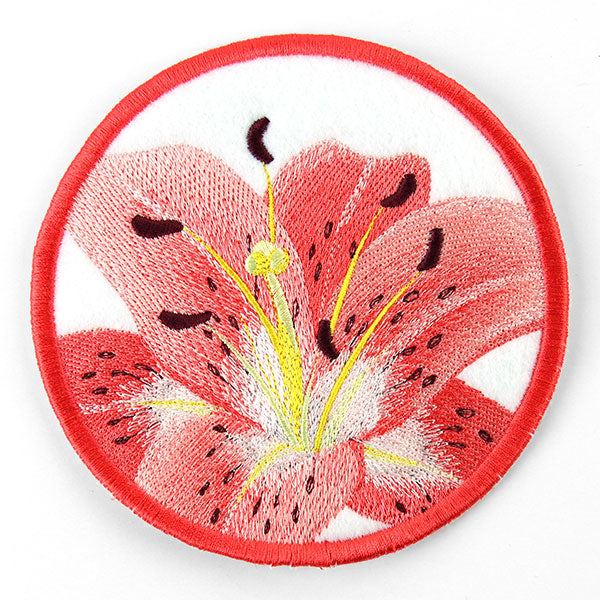 True Beauty Lily Coaster (In-the-Hoop)