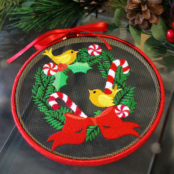 Sweet Tweet Christmas Wreath