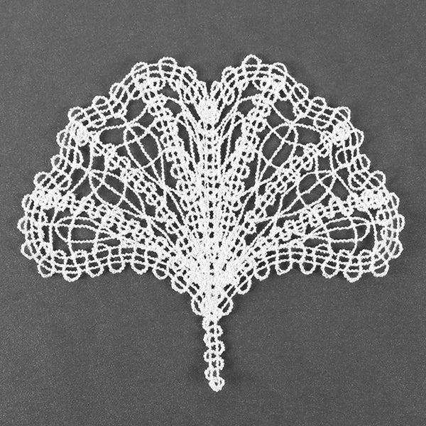 Falling Ginkgo Leaf (Battenburg Lace)