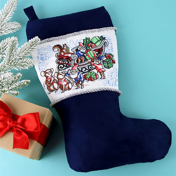 Christmas Mice & Gnomes Sleigh Team Scene