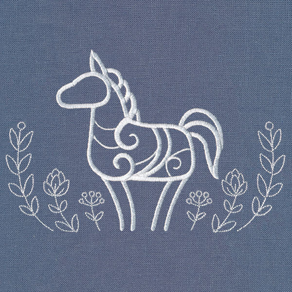 Rustic Horse with Laurel