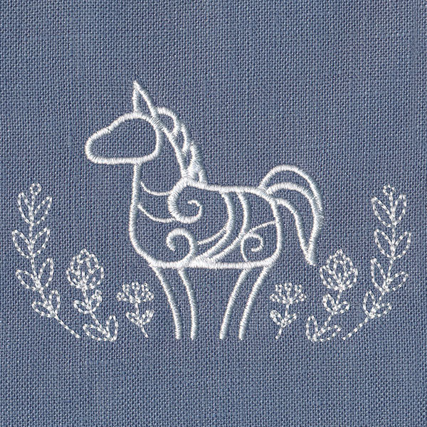 Rustic Horse with Laurel