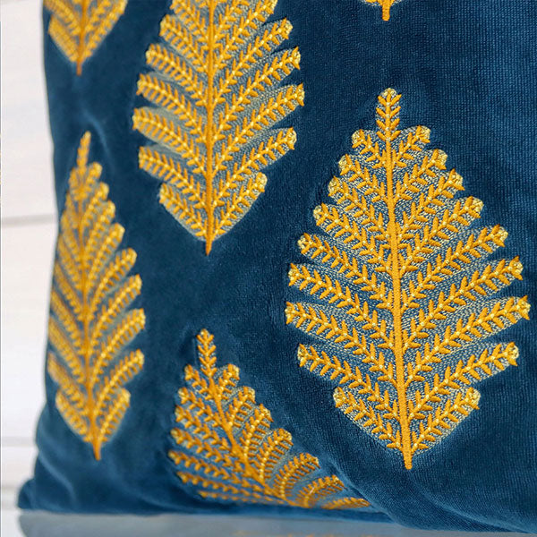 All That Glimmers Leaf