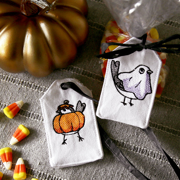 Halloween Chickadee - Ghost