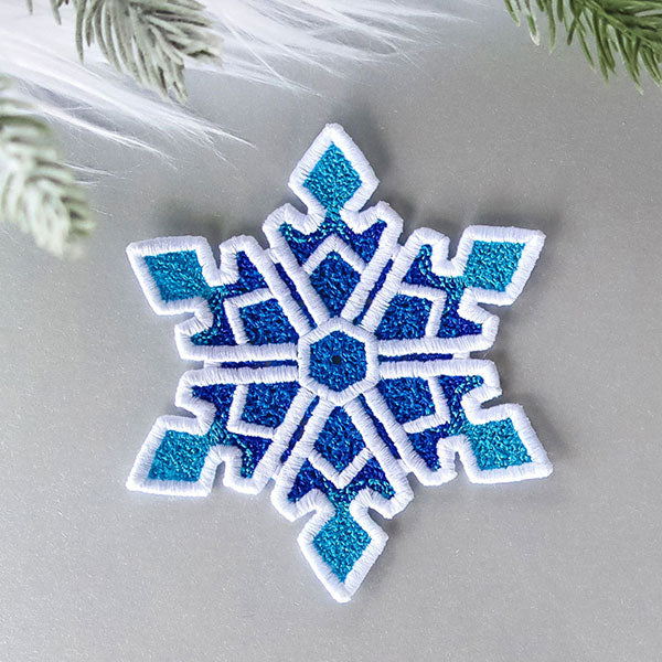 Frosted & Fancy Snowflakes - 5 (Lace)
