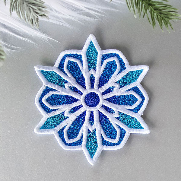 Frosted & Fancy Snowflakes - 4 (Lace)
