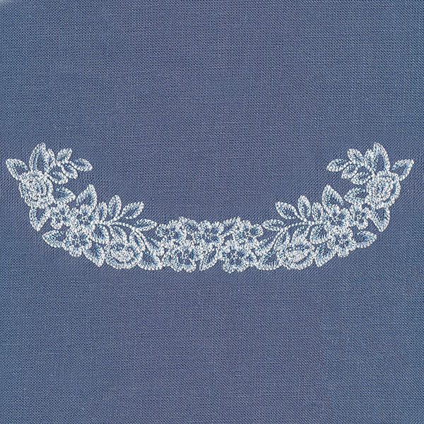 Delicate Decor - Large Curve