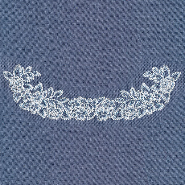 Delicate Decor - Large Curve