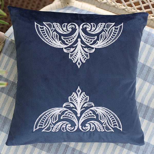 Exquisite Swirls Border