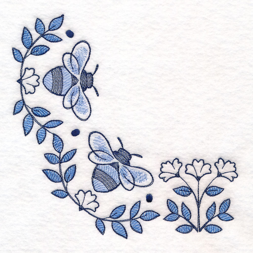 Delicate Delft Blue Corner - Bee