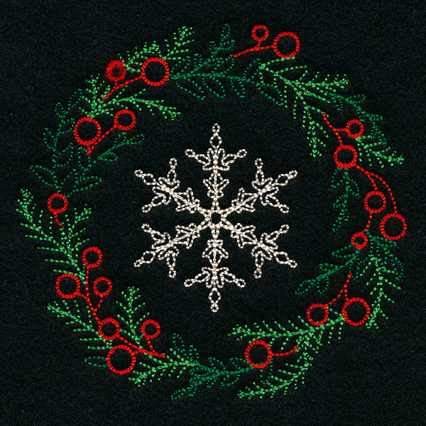 Dainty Snowflake Wreath (Vintage)