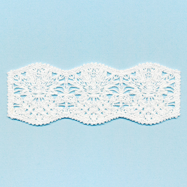 Delicate Autumn Border (Battenburg)