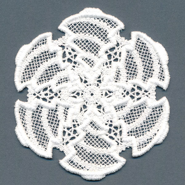 Festive Tree Doily (Battenburg Lace)