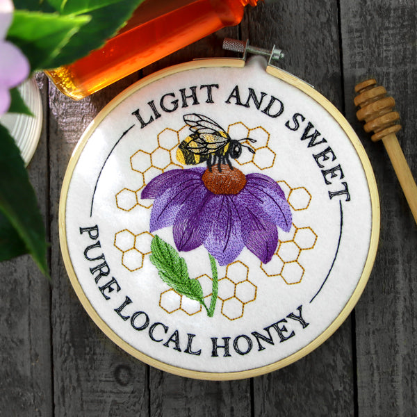 Light & Sweet Honeybee