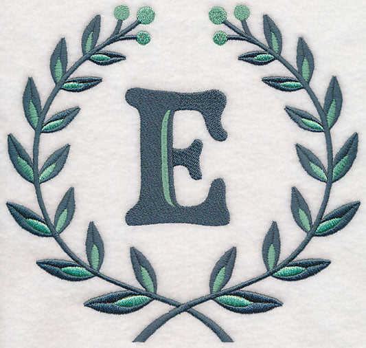 Laurel Letter E - 7 Inch