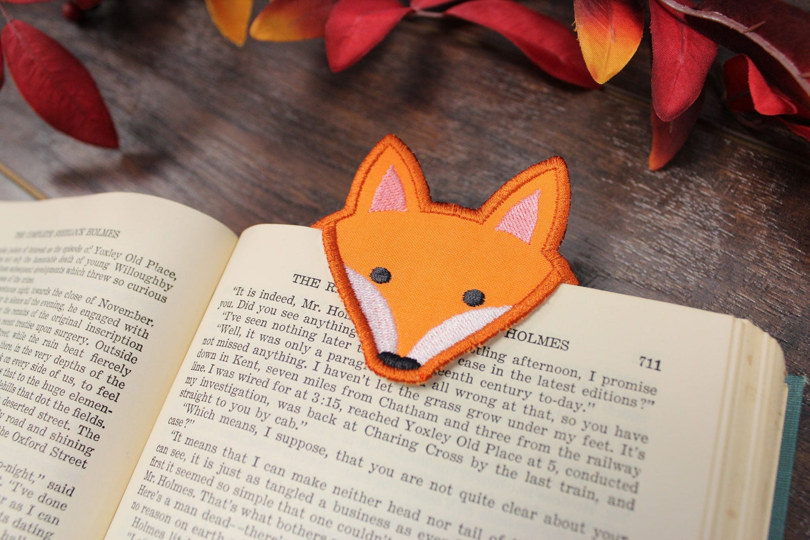 Completed peeking bookmark with fox head design