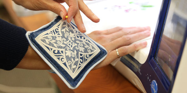 Hands-Free Pin Cushion