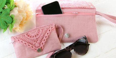 Lacy Envelope Clutch (In-the-Hoop)