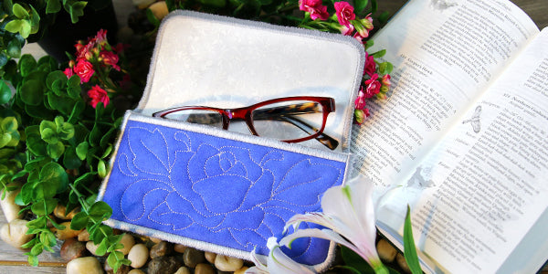 Eyeglasses Case (In-the-Hoop)