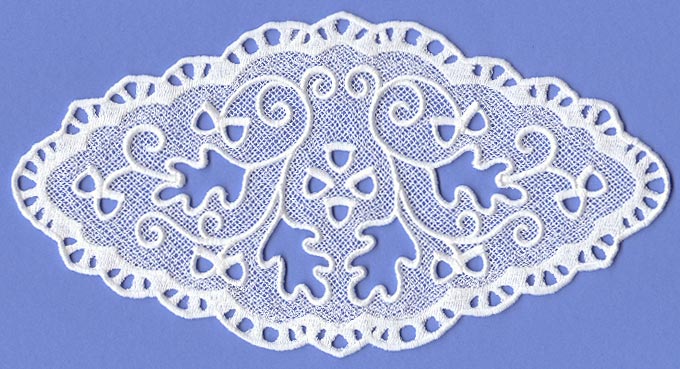 Centerpiece Oak Leaves (Lace)