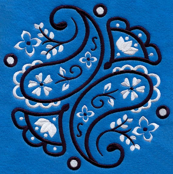 Bandana Paisley Circle