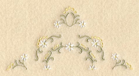 Heirloom Daisy Half Quilt Block - Lg