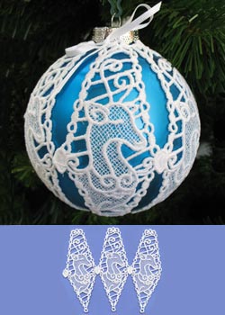 Reindeer Ornament Cover (Lace)