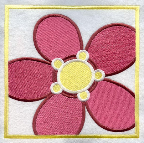 Darling Daisy Square