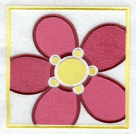 Darling Daisy Square