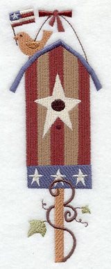 Country Birdhouse - United States