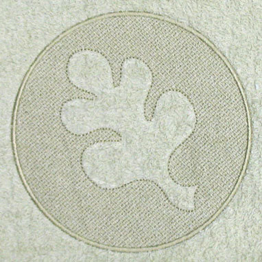 Oak Leaf (Embossed)