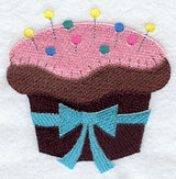 Crafty Cupcake with Pins