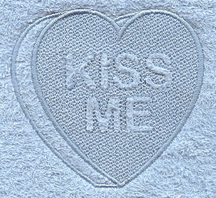 Conversation Heart - Kiss Me (Embossed)