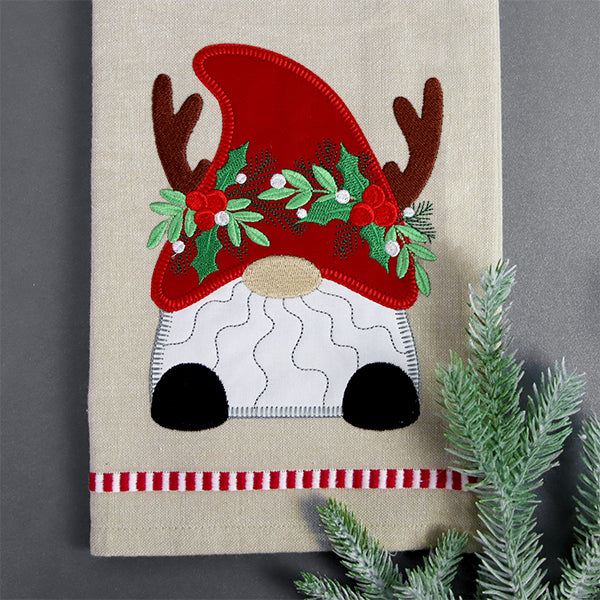 Cheerful Christmas Gnome (Heirloom Applique)