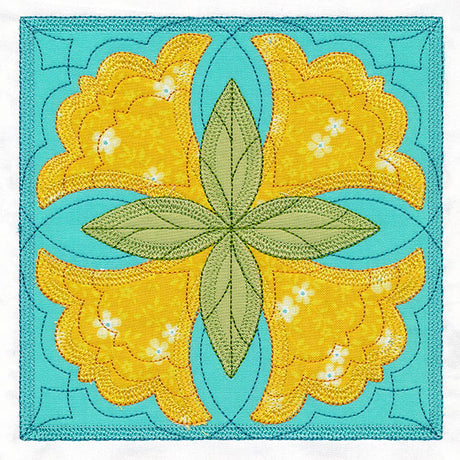 Flowers in Bloom Quilt Block 2 (In-the-Hoop)