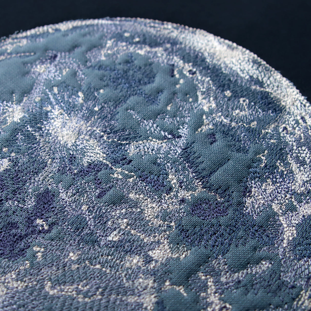 To the Moon (Applique)