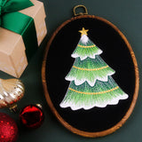 Textured & Festive Christmas Tree (Applique)