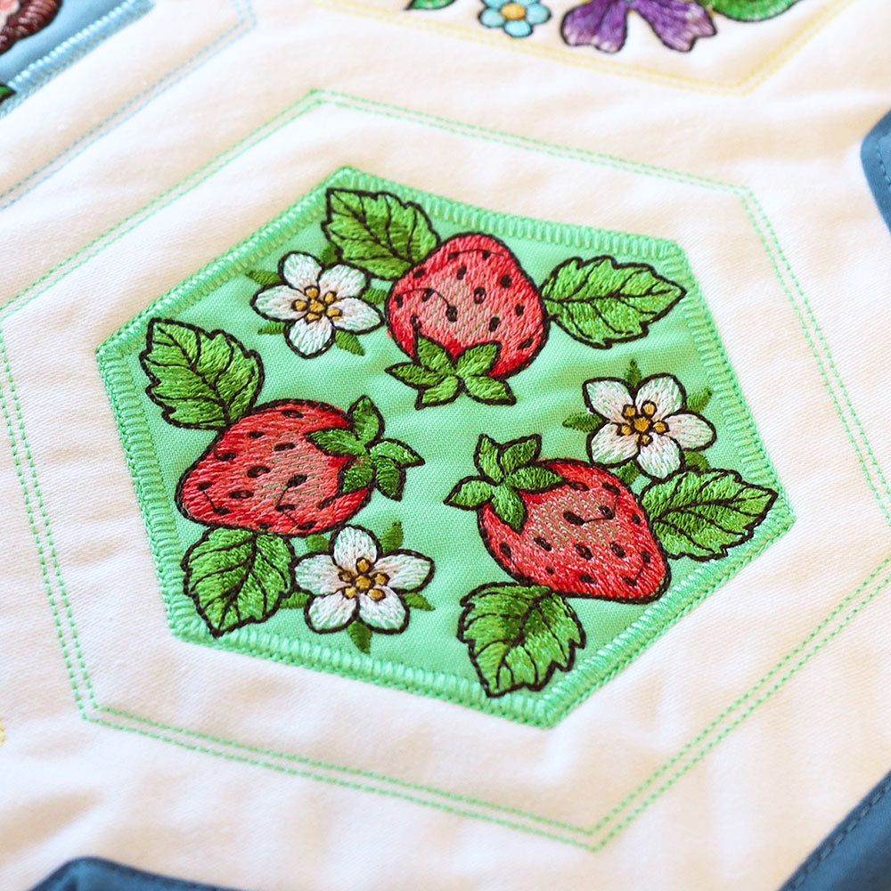 Springtime Quilt Hexagon - Strawberries (Applique)