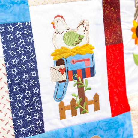 Primitive Americana Chicken and Mailbox (Heirloom Applique)