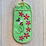 Honeybee Keychain - with Pocket (In-the-Hoop)