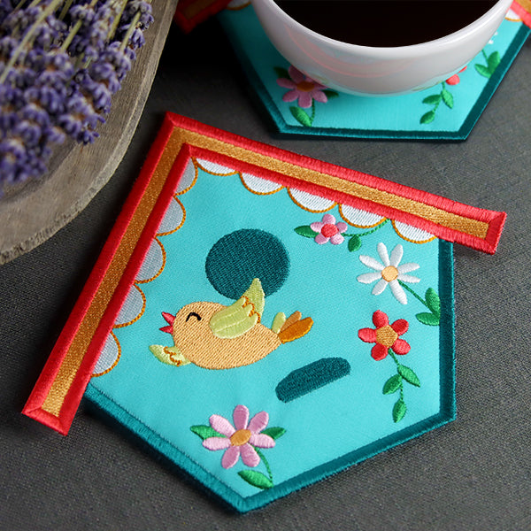 Joyful Birdhouse Trivet (In-the-Hoop)