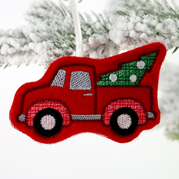 Farmhouse Christmas Retro Truck Ornament (In-the-Hoop)