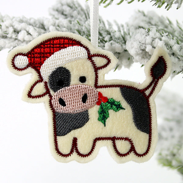 Farmhouse Christmas Cow Ornament (In-the-Hoop)