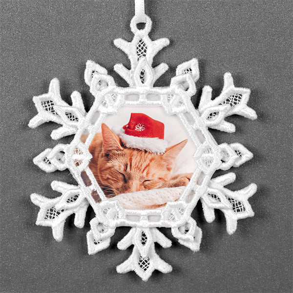 Snowflake Frame Ornament (Lace)