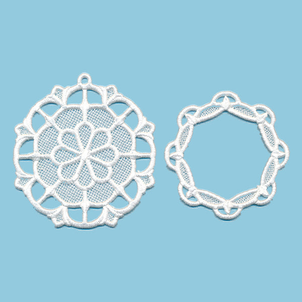 Sweet Moments Circle Frame Ornament (Lace)