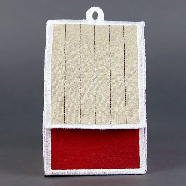 Charming Birdhouse Barn in 3D (In-the-Hoop)