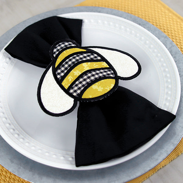 Sweet As Honeybee Trivet (In-the-Hoop)