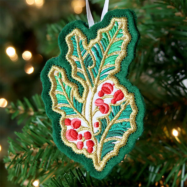 Festive Woodland Ornaments - Holly