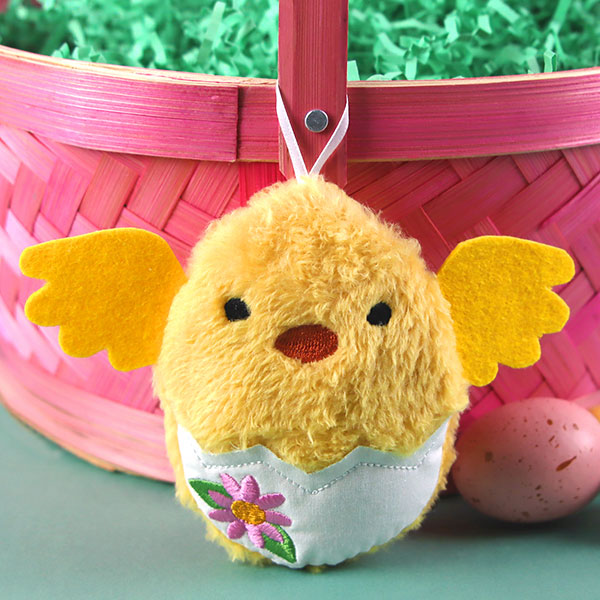 Hatching Easter Chick Ornament (In-the-Hoop)